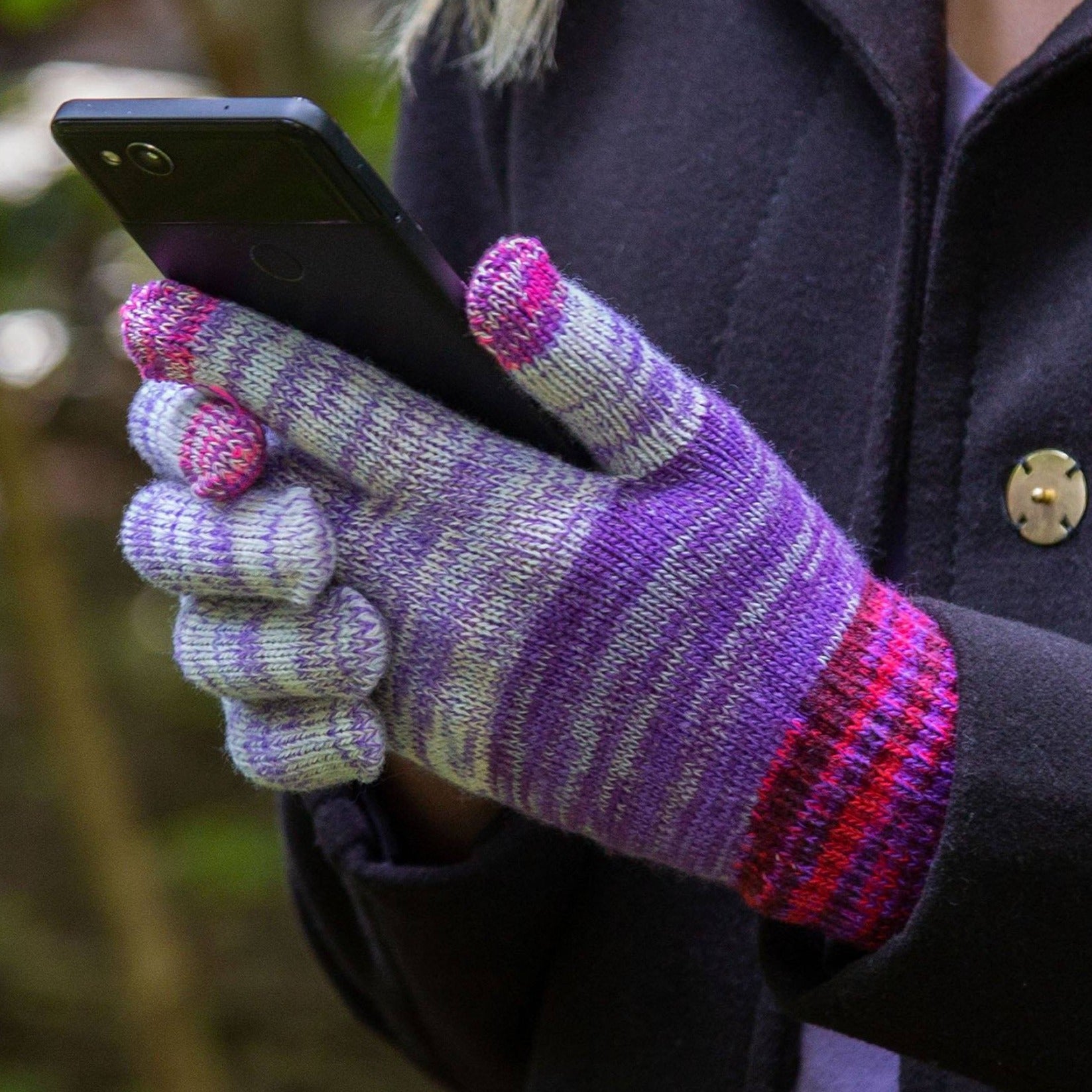Rainbow Delight Touch Screen Mittens - Purple