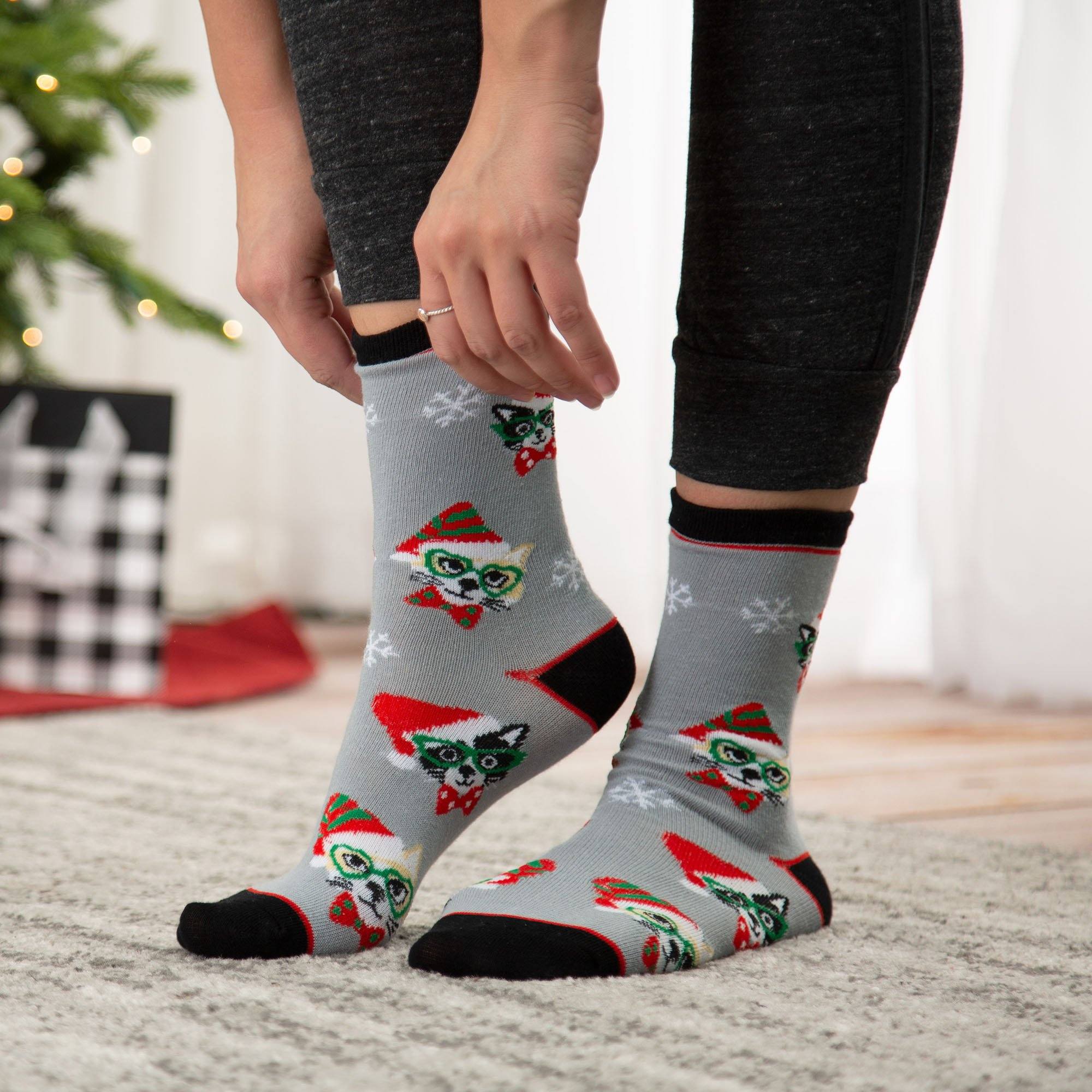 Happy Pawlidays Cat Socks