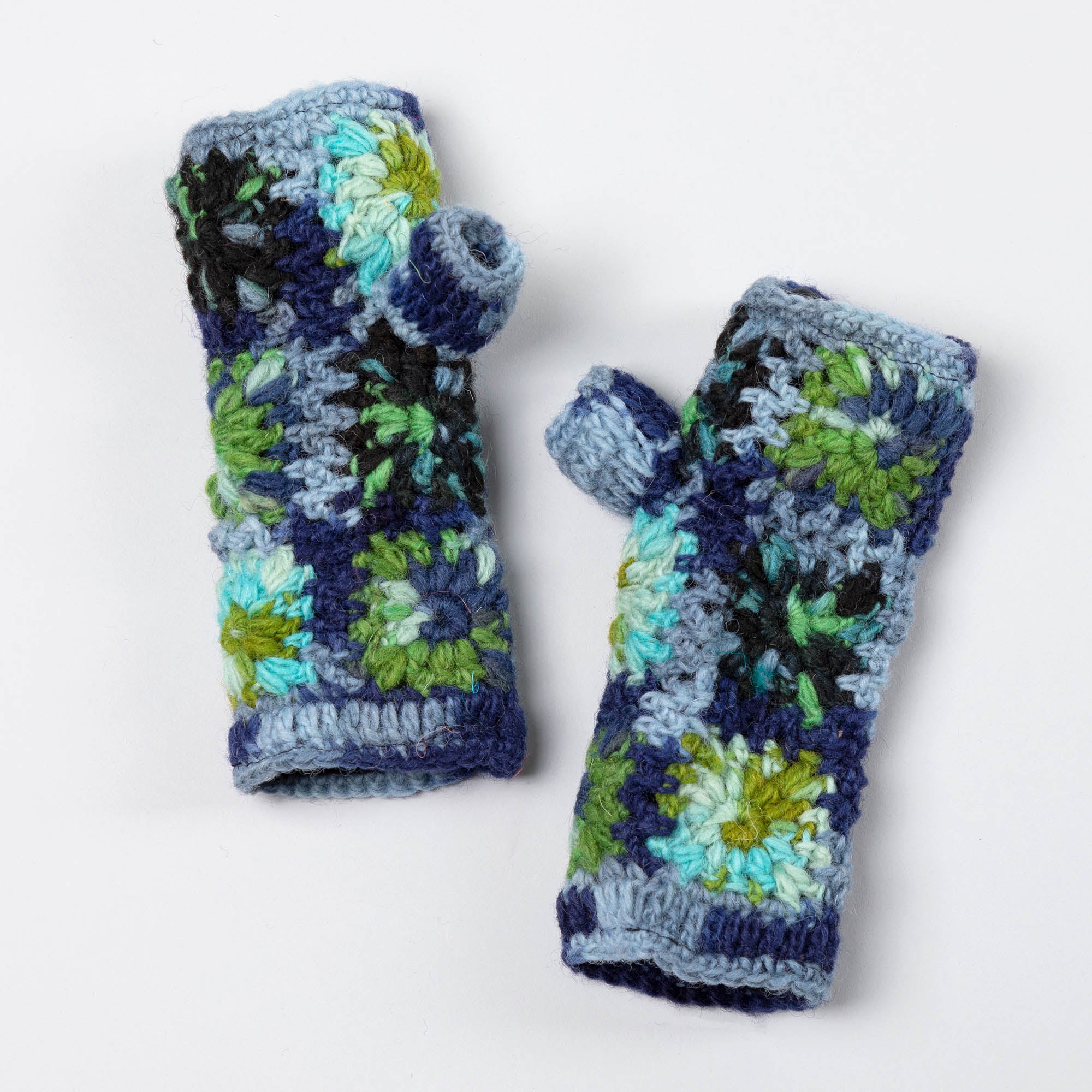 Blooming Wool Winter Accessories - Ocean - Fingerless Gloves