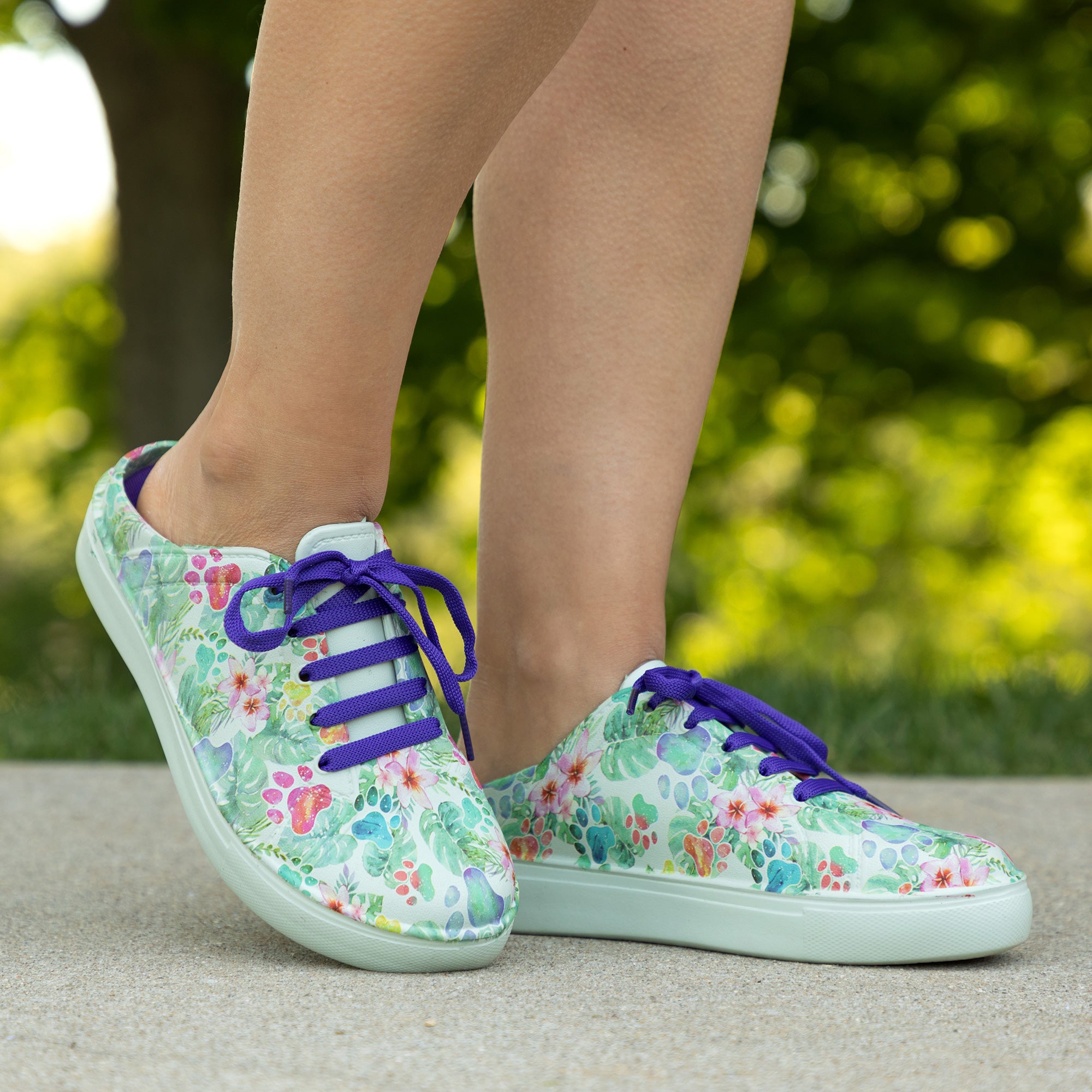 Women's Paw Print Lace-Up Mule Sneakers - Garden Paws - 7