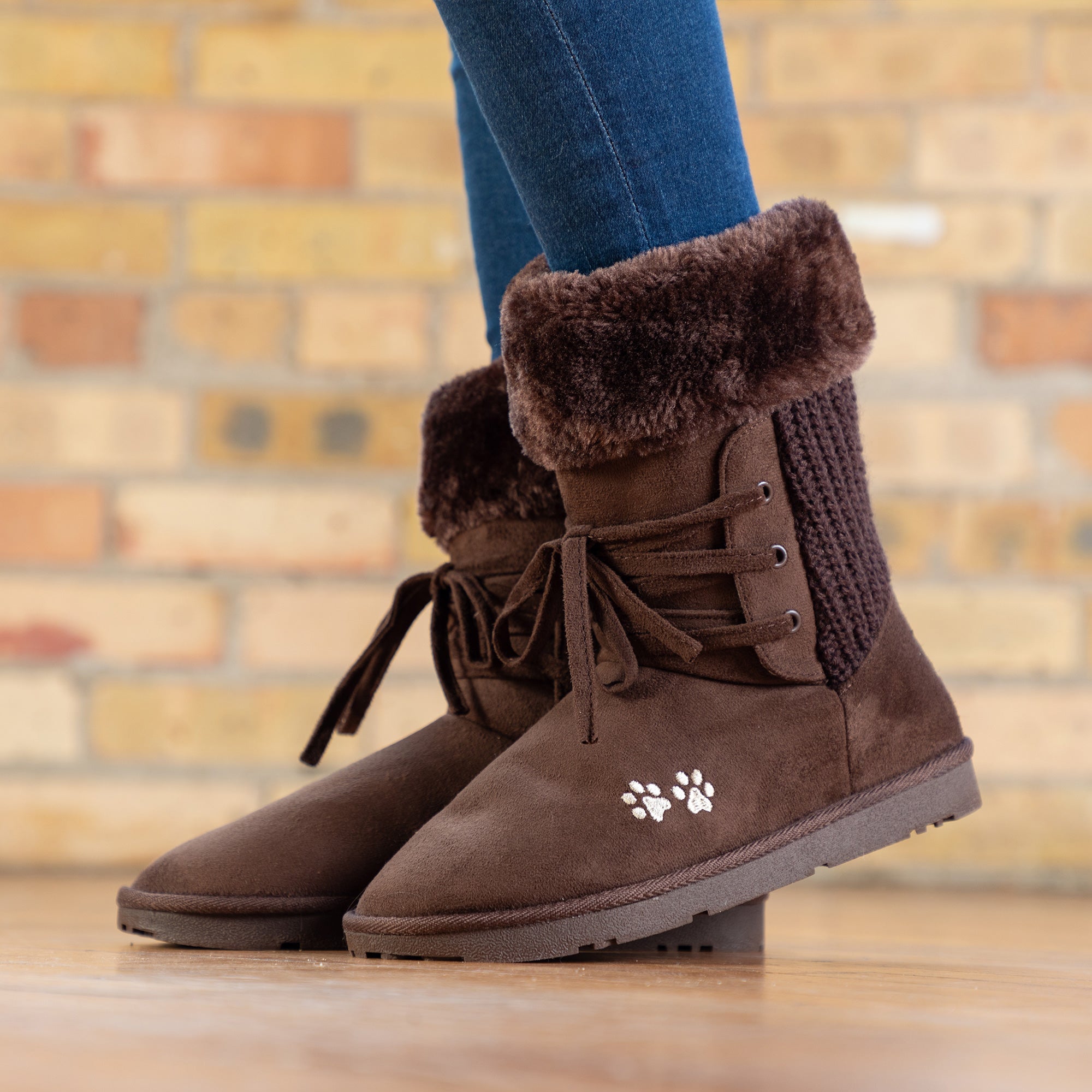 Lace-Up Paw Print Sweater Boots - Brown - 6