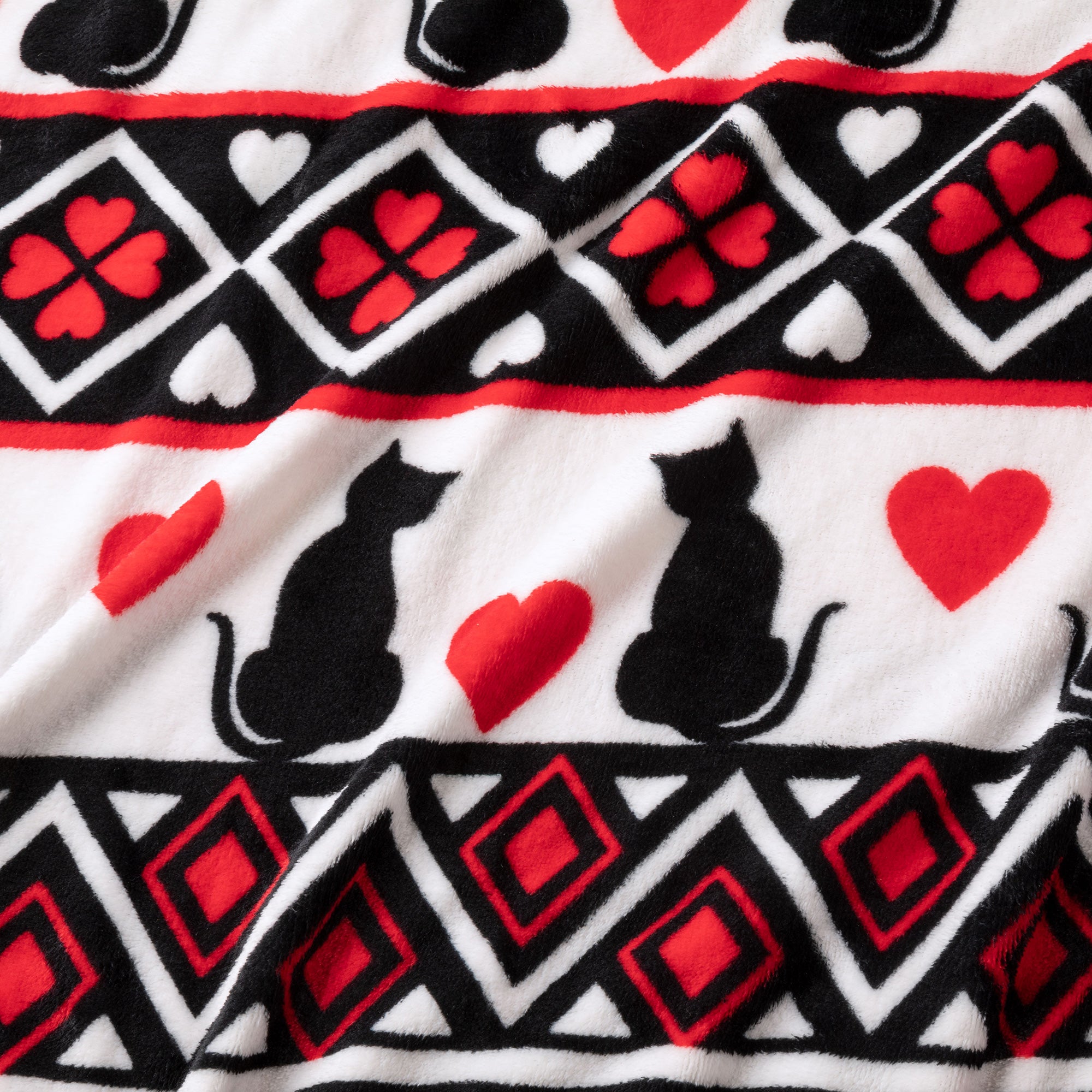 Super Cozy™ Hearts & Paws Fleece Blanket - Cat - Queen