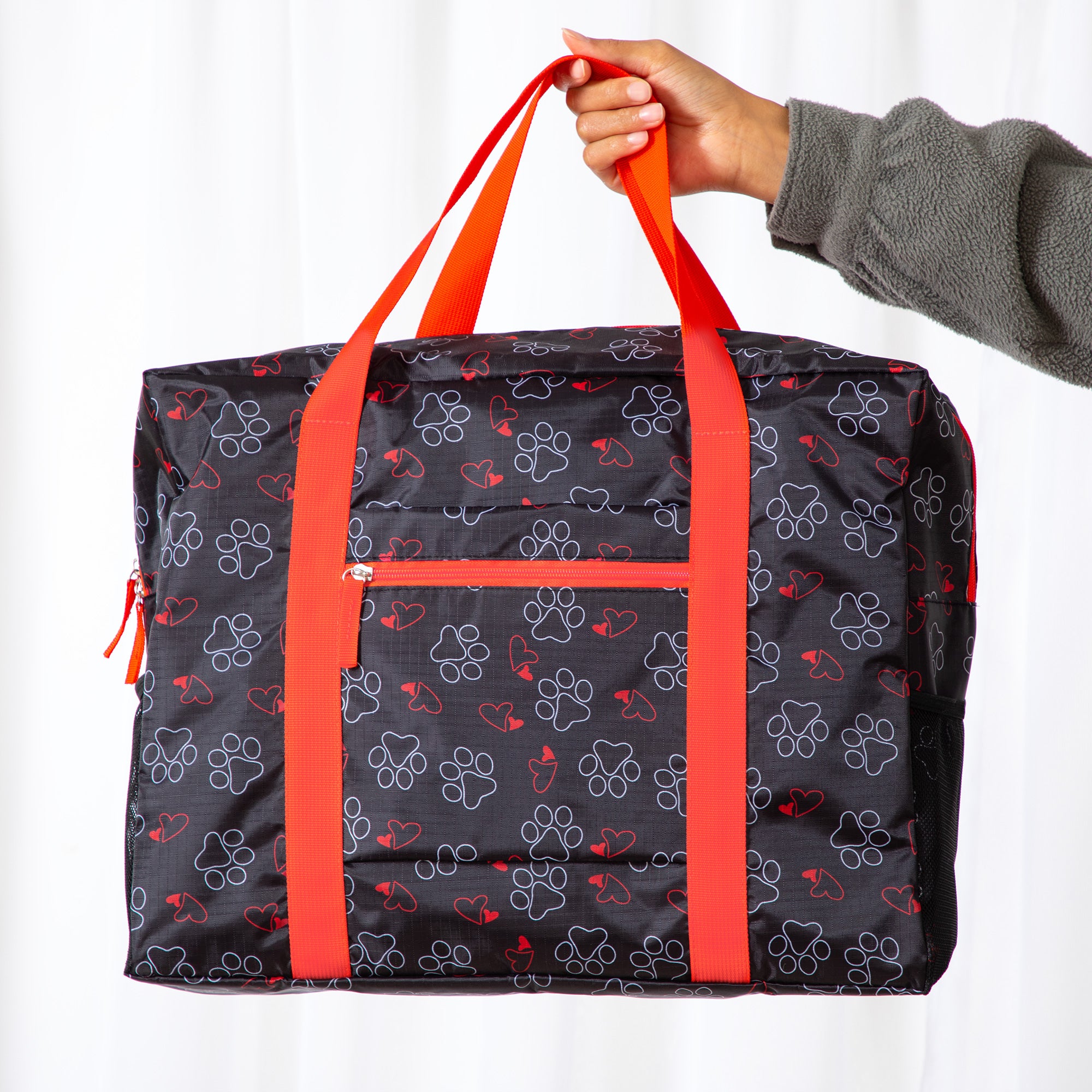Paw Print Travel Bag - Outlined Paws & Hearts