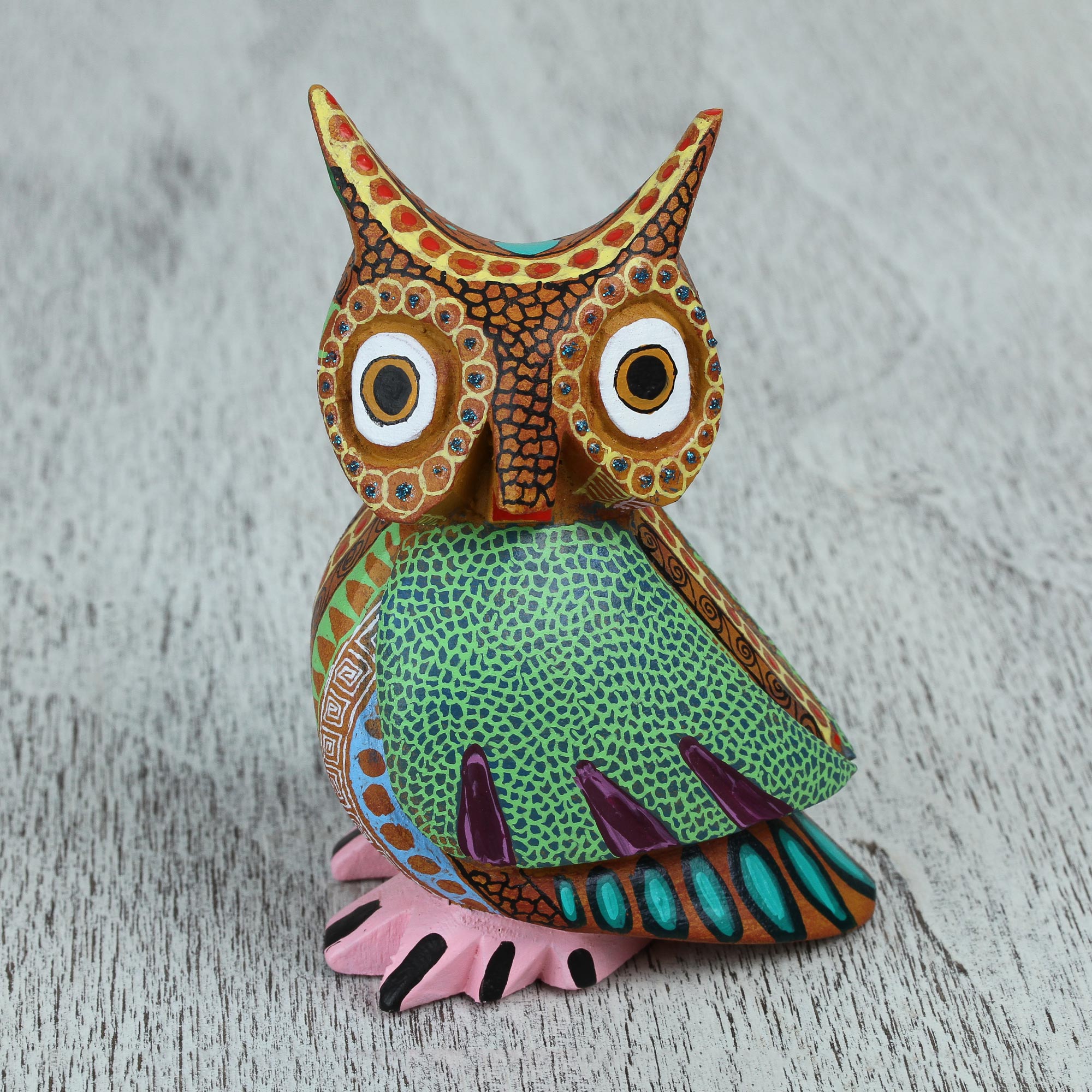 NOVICA Dream Vision Hand-Carved Copal Wood Owl Alebrije Sculpture From Mexico