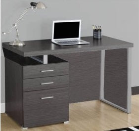 1.7 Metre Ultra Modern Office Table (without Drawer)