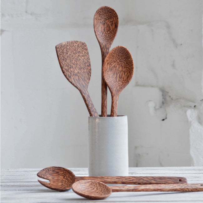 Why Are Wooden Spoons and Utensils Better to Cook With? A Brief Explan –  Nom Living