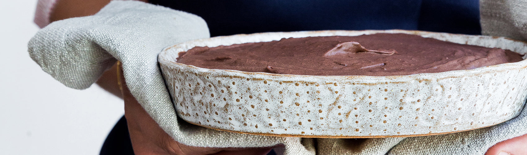 Is It Dangerous To Put Paper Plates In The Oven?