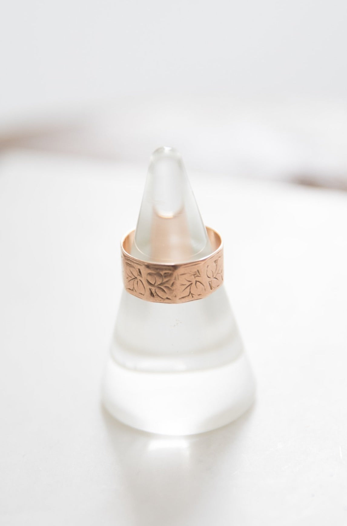 ROSE GOLD ENGRAVED RING | VINTAGE