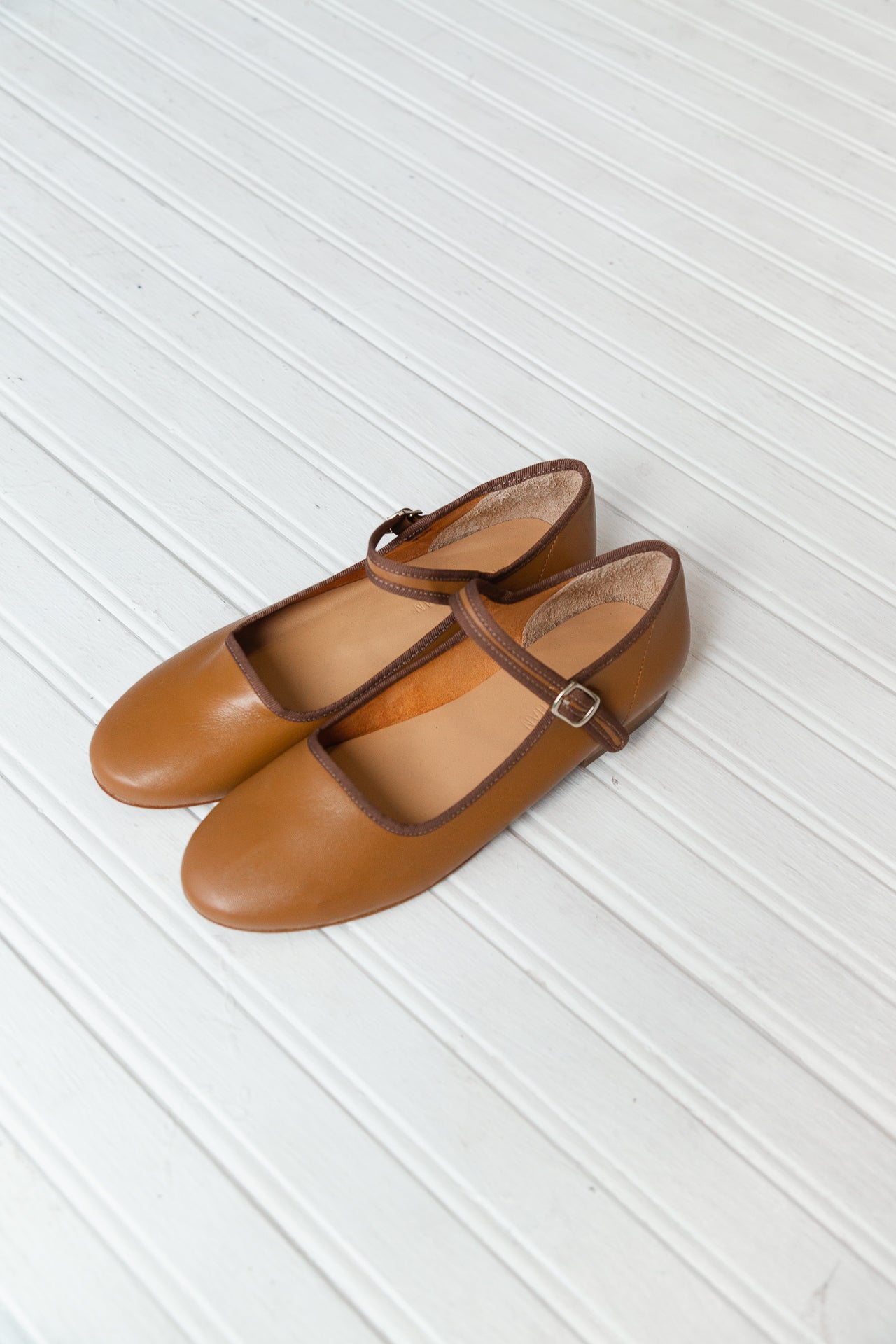 ELLIE MARY JANE | COGNAC NAPPA