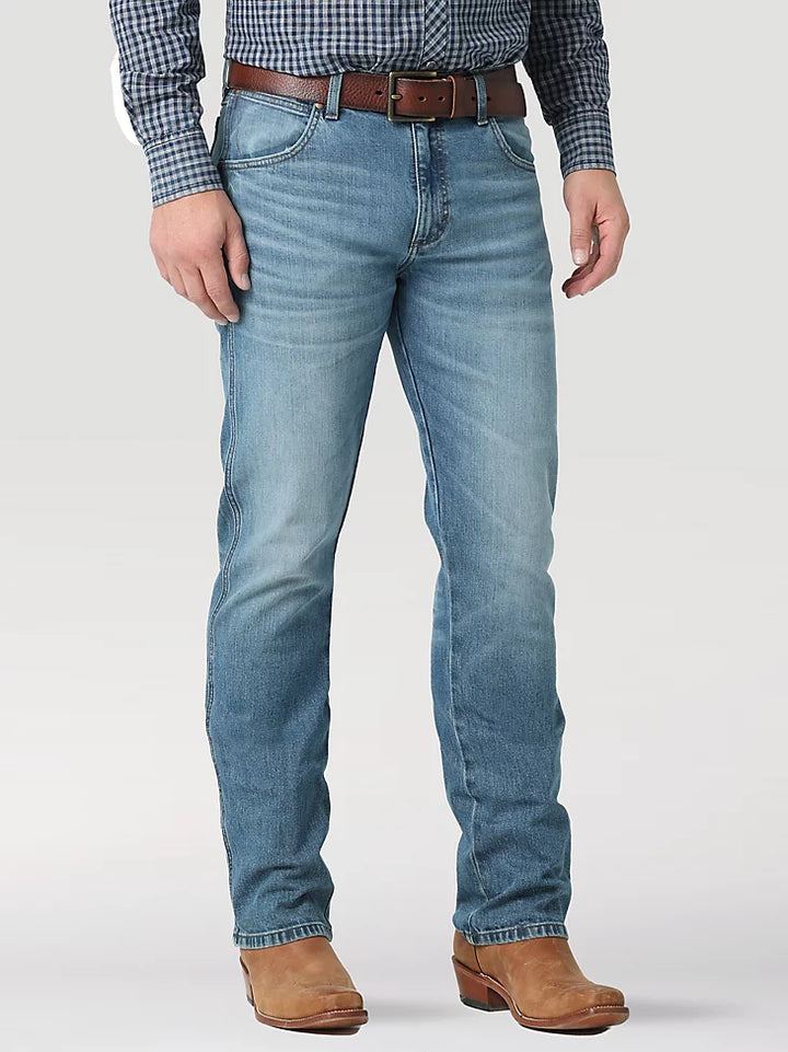 Men's Wrangler Retro® Slim Fit Bootcut Jean In Dax – Dallas Wayne