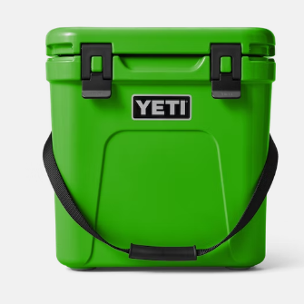 YETI Roadie 24 Hard Cooler in Power Pink