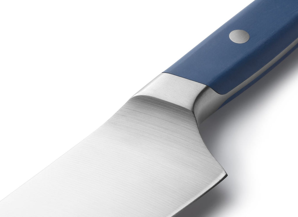 Knife handle material: the handle of the Misen Chef's Knife