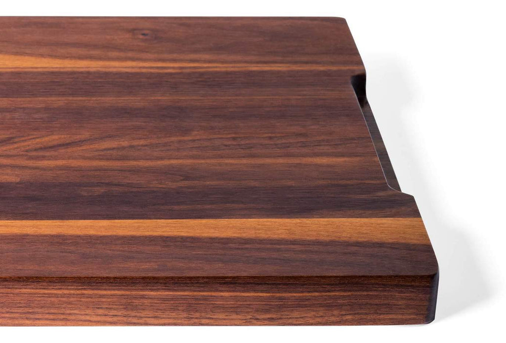 Best cutting board: the easy-grip side of the Misen Trenched Cutting Board