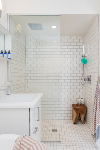 Curbless shower - photo by Jon'Nathon Stebbe