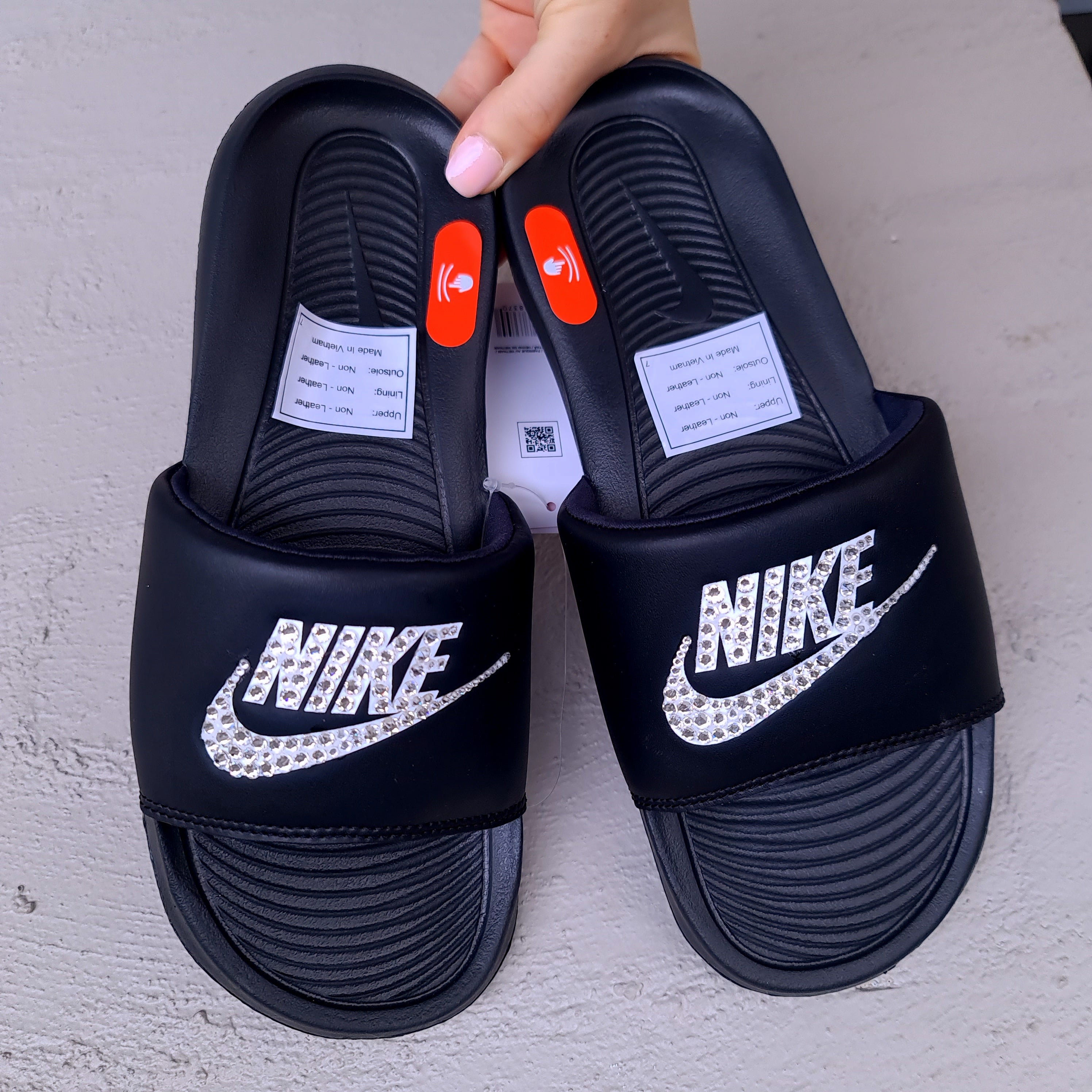 nike sandals with holes