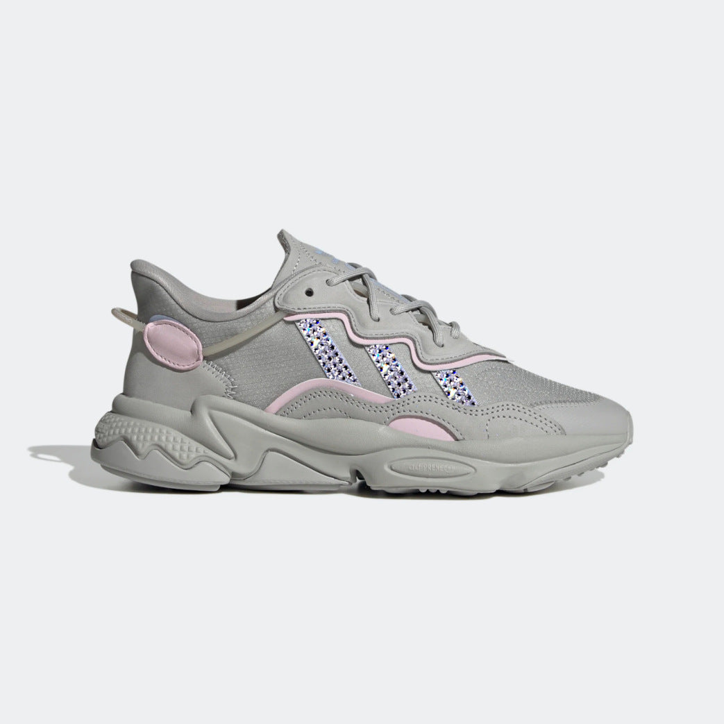 Ozweego Women (Grey/ Pink) – Diamond Kicks