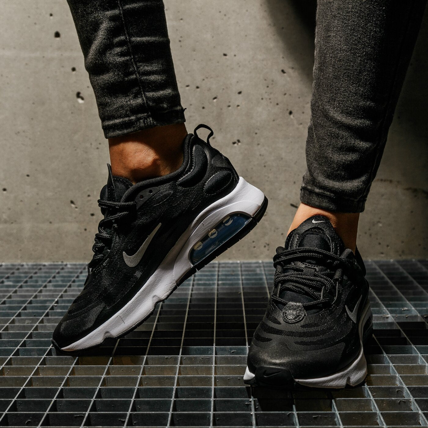 nike air max exosense black