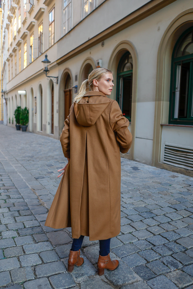 Silvia - Women's Traditional Loden Coat with removable lining in TAN
