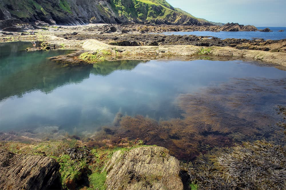 7 best wild swimming locations in the UK - Treyarnon Tidal Pool, Cornwall