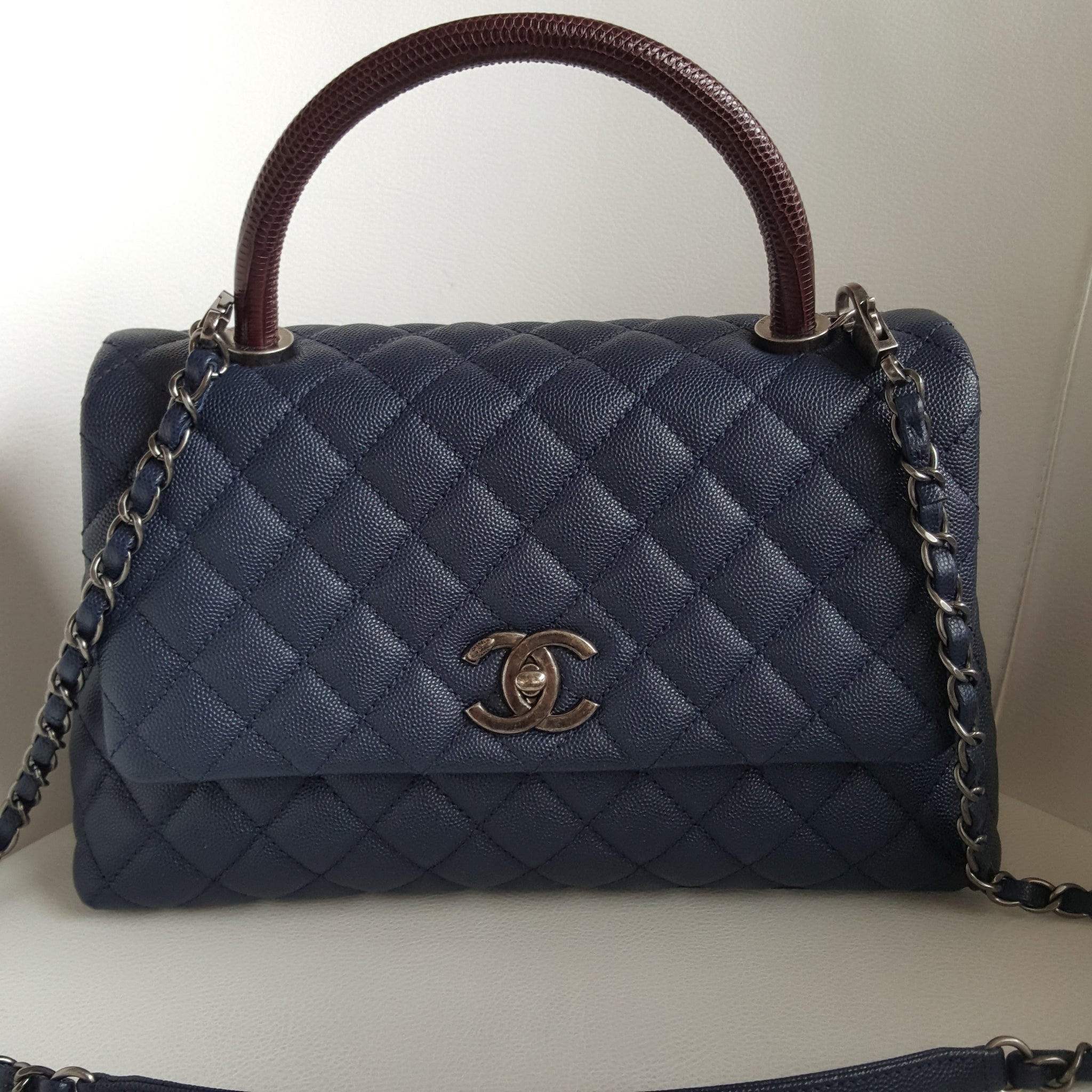 CHANEL NAVY BLUE CAVIAR MEDIUM FLAP BAG WITH TOP HANDLE (LIZARD) – Hebster Boutique