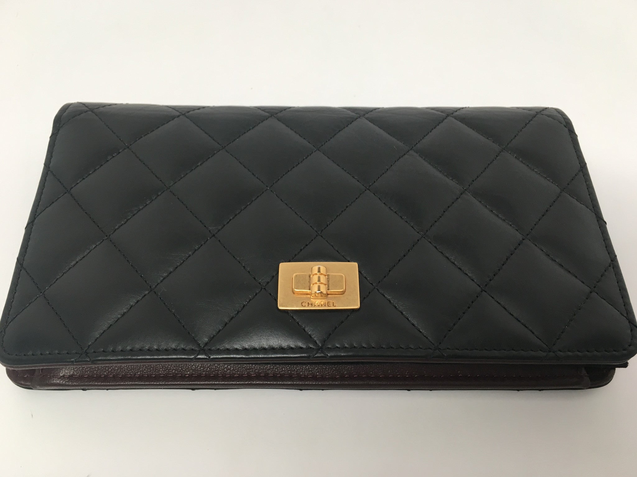 CHANEL QUILTED LAMBSKIN BIFOLD BLACK WALLET – Hebster Boutique