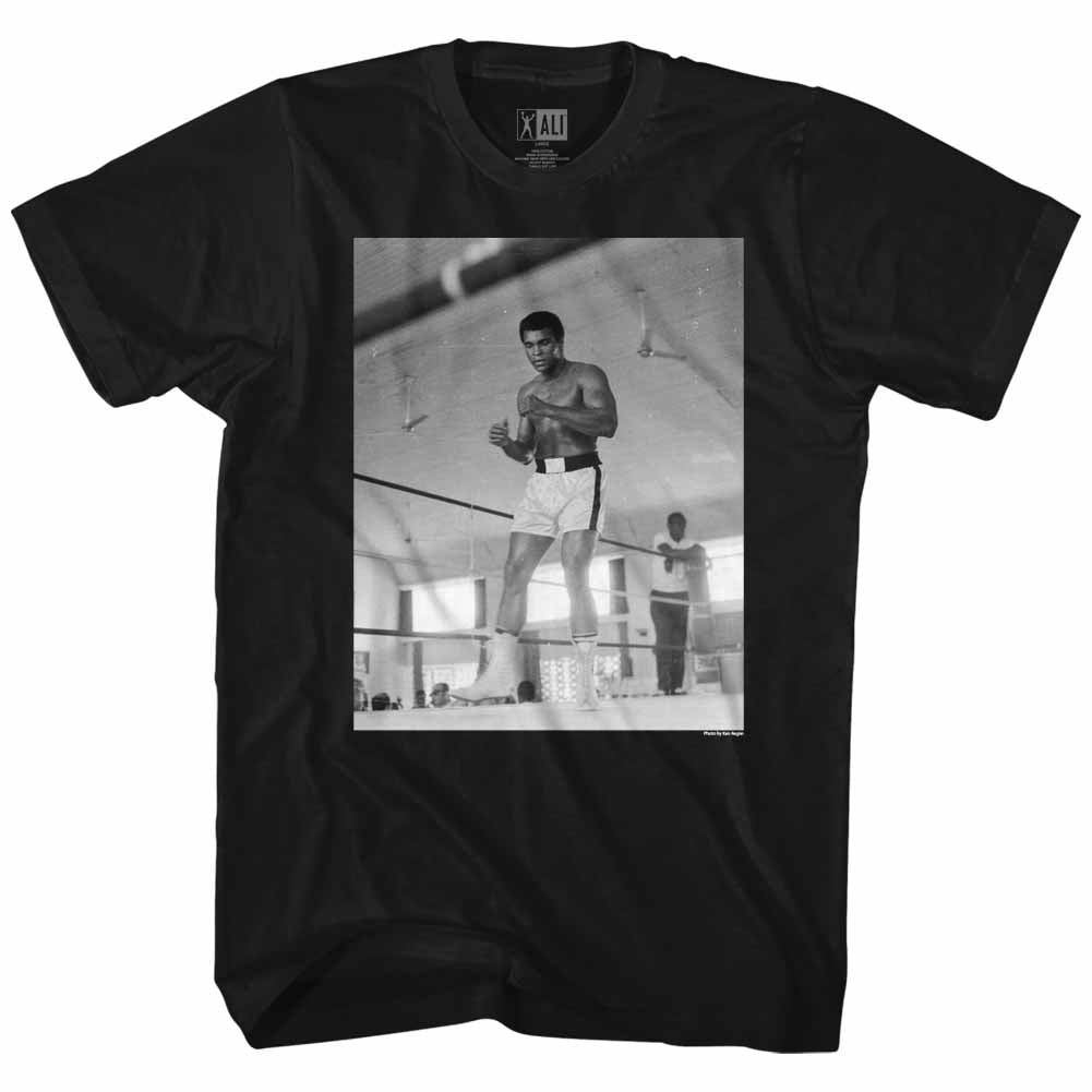 Muhammad Ali Tall T-Shirt B&W In Ring Sparring Portrait Black Tee