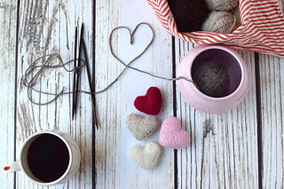 heart stuffie knitting pattern (photo ©evan anderson)