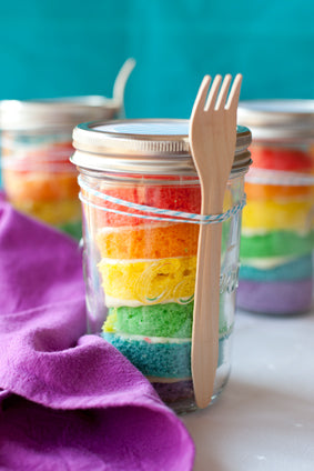 rainbow cupcake in a jar 
