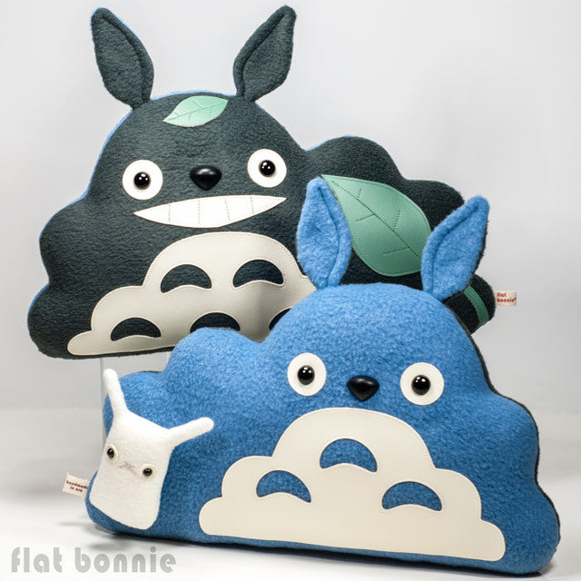 Flat-Bonnie-Totoro-Plush-Giant-Robot-Art-Show-C5469-IG