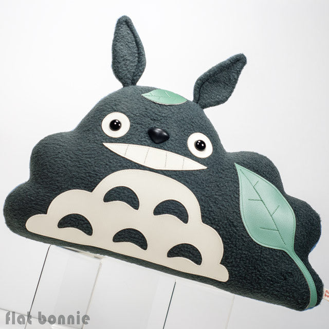 Flat-Bonnie-Totoro-stuffed-animal-Giant-Robot-Art-Show-C5492-IG