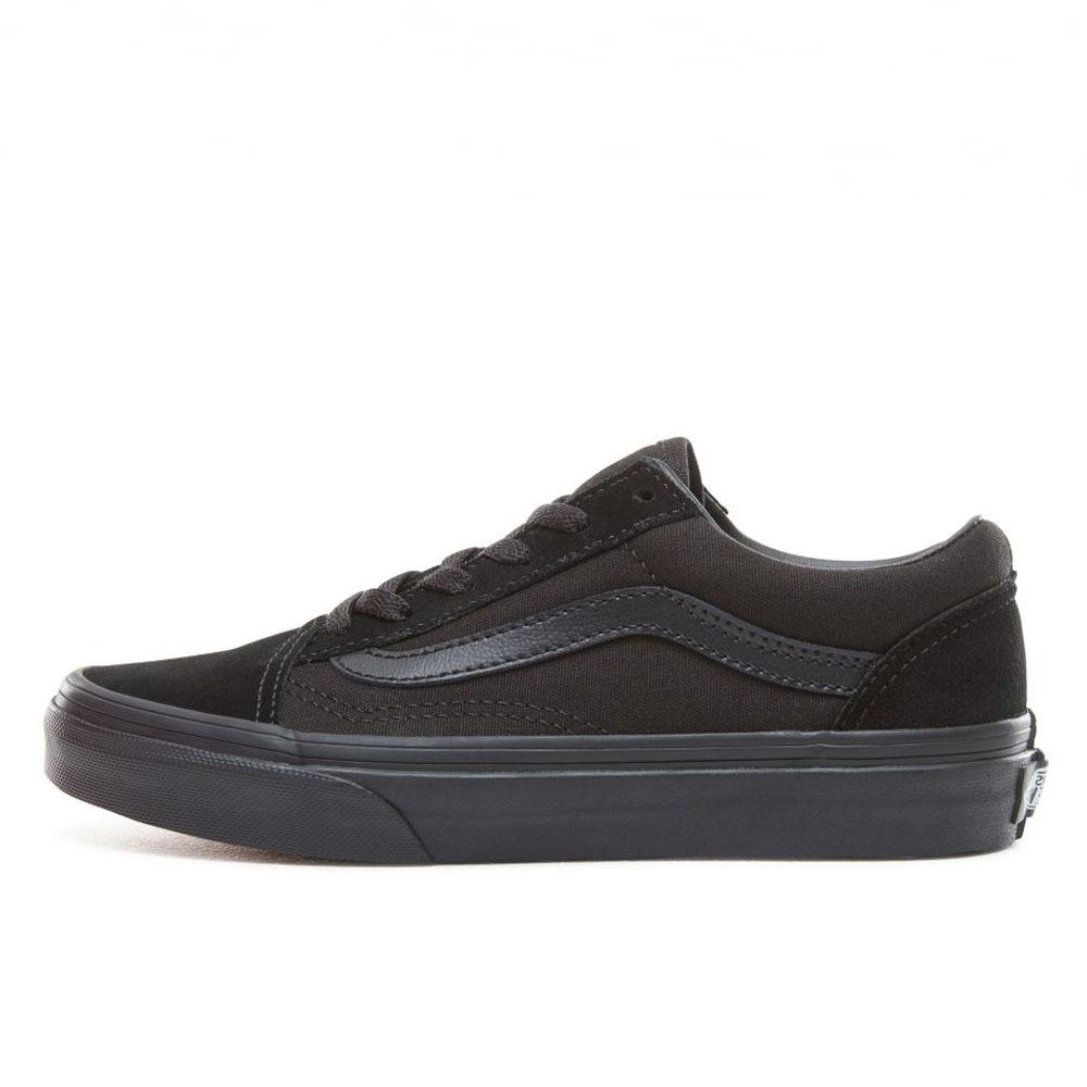 vans old skool trainers in triple black