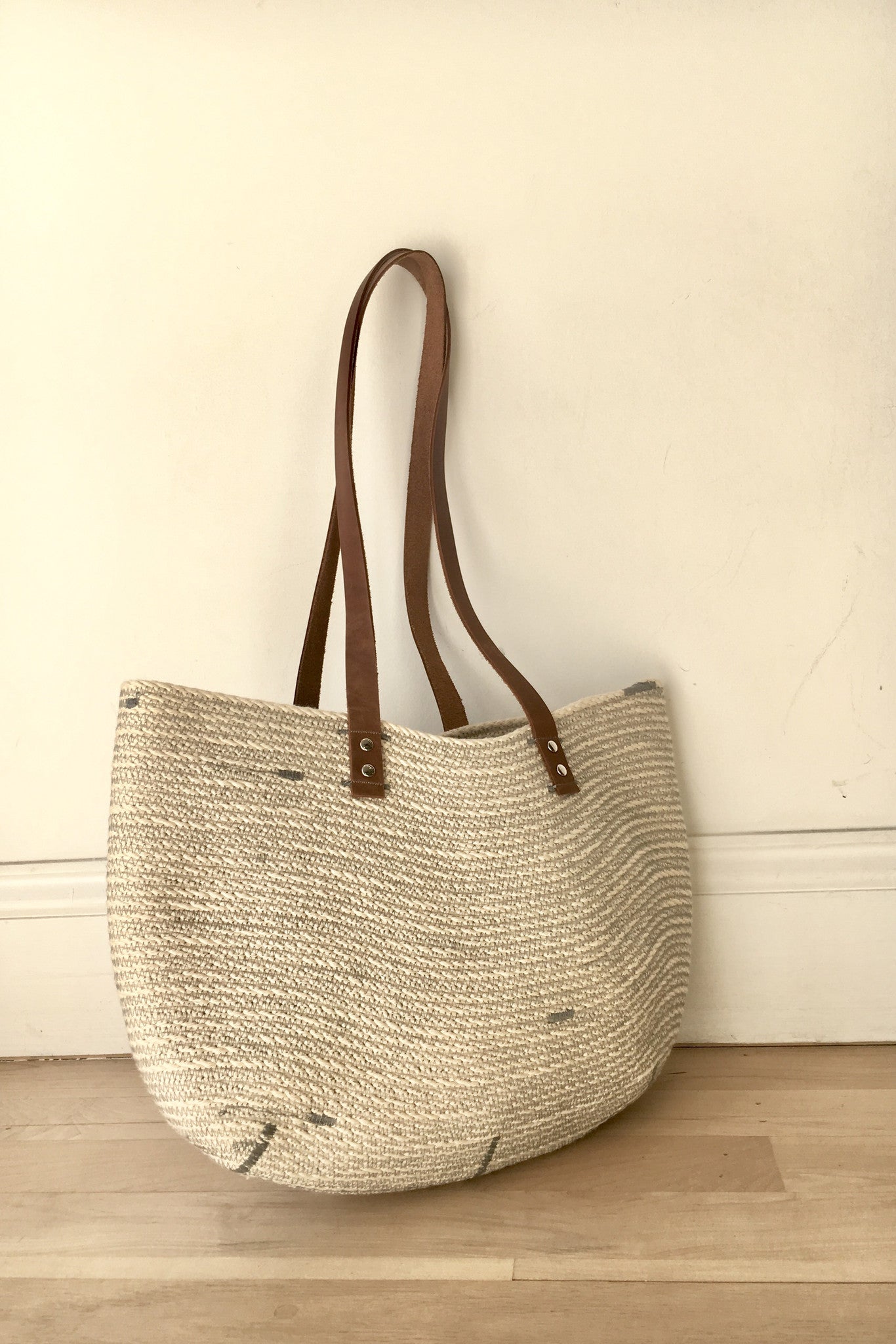 The Northern Market Tote, grey