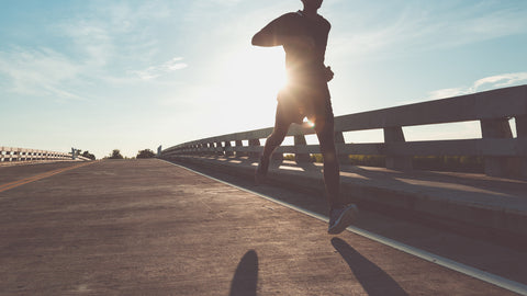 man with good form while running