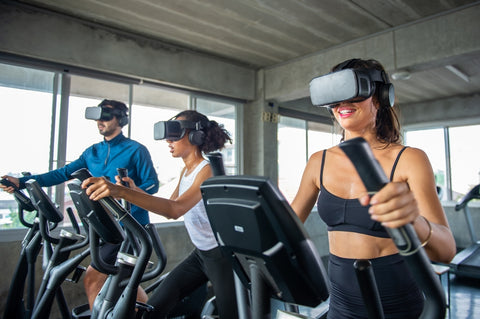 VR treadmill group of people