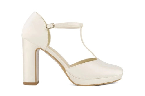 ▷ Increíbles zapatos de novia de tacón alto de Odilia Bridal BRIDAL