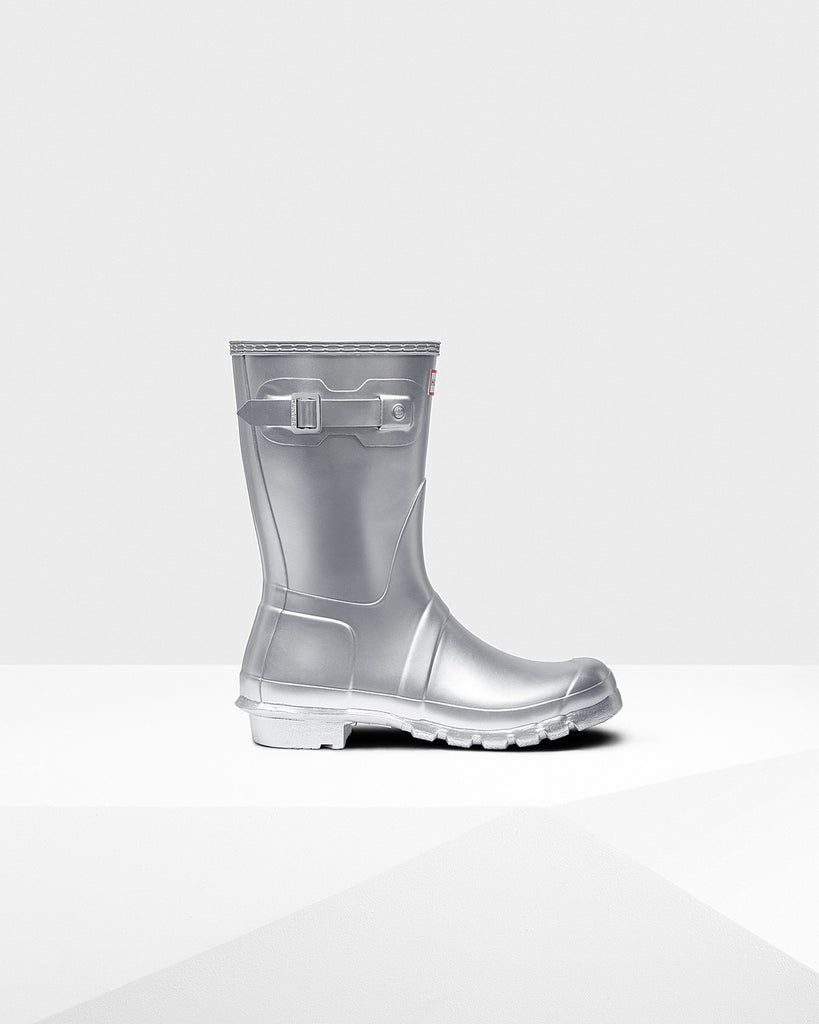 short matte rain boots