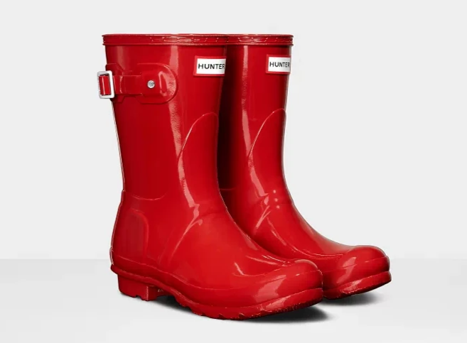red rain boots hunter