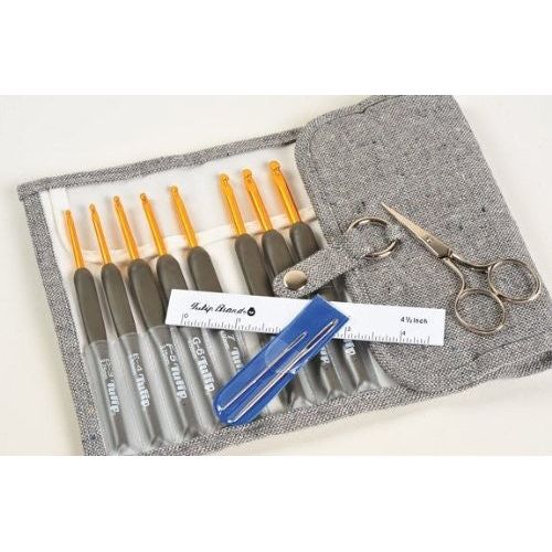 Tulip Carry T Gift Set Interchangeable Bamboo Crochet Hooks -  Canada