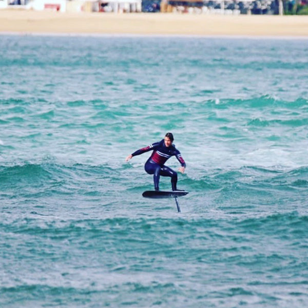 foil-surfing-xavier-leroy-saint-jacques-wetsuits
