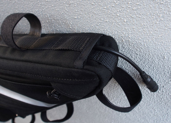 Frame bag H20 cable port