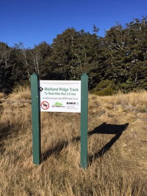 Maitland Ridge Track Sign