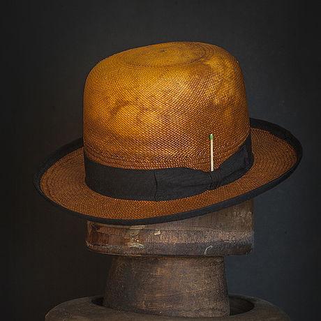 Hat 241 – Nick Fouquet