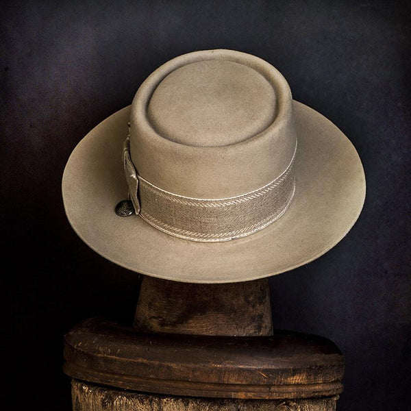Hat 014 – Nick Fouquet