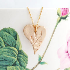 Bonschelle bronze heart leaf pendant