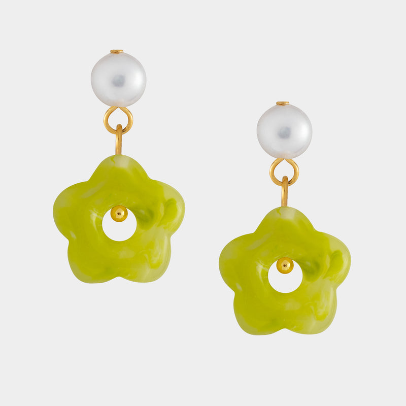 Bethany Tiny Pearl Floral Earringssustainable And Ethical Jewelry In Nyc Siizu Sustainable