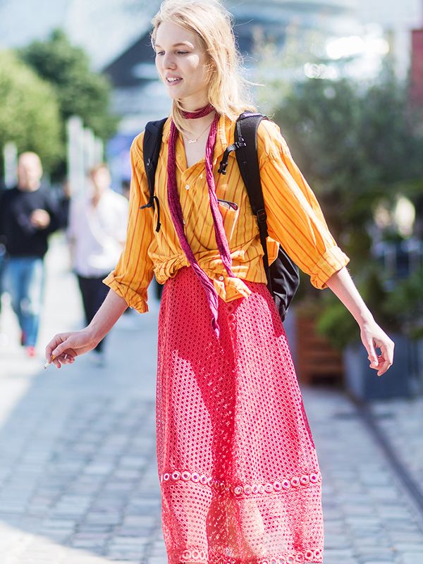 10 Stylish Ways to Tie a Silk Scarf, From Fashion Girls