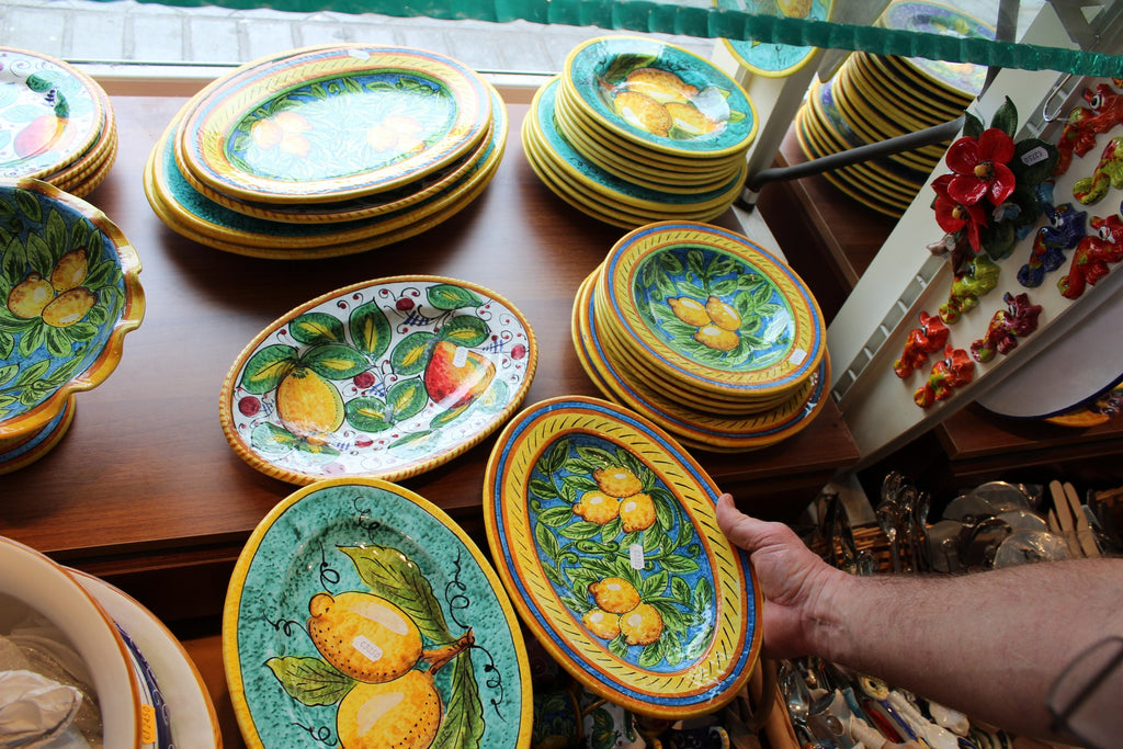 Italian ceramics with Lemons on the Amalfi Coast