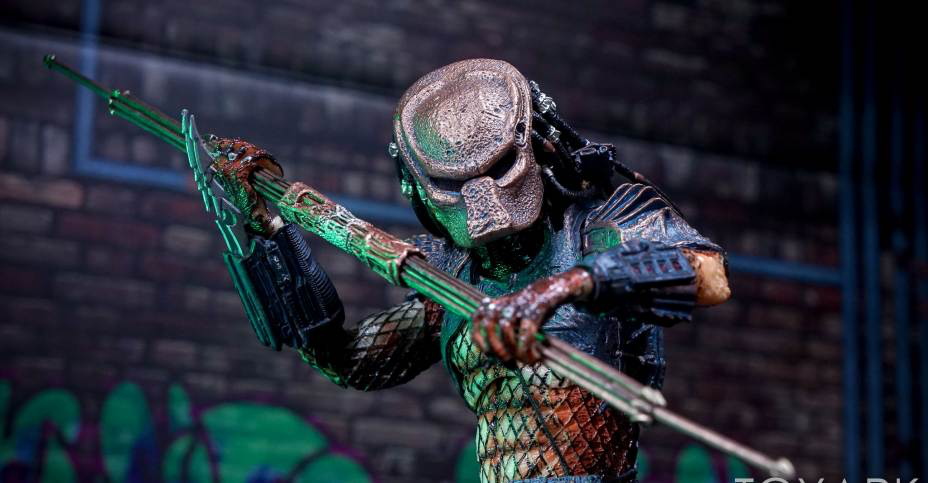 PREDATOR 2 : Ultimate City Hunter Figure NECA - Fun Box ...