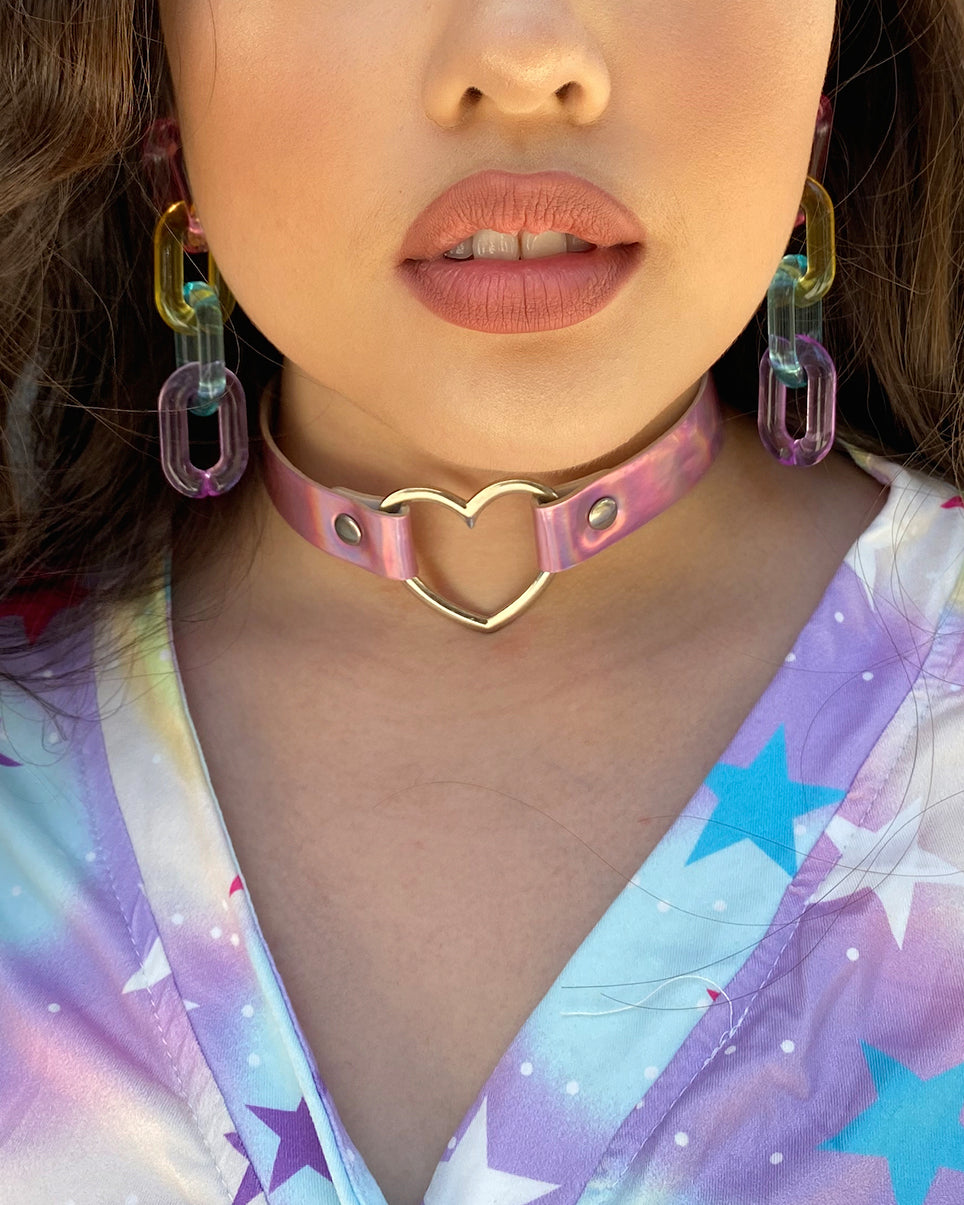 holographic heart choker