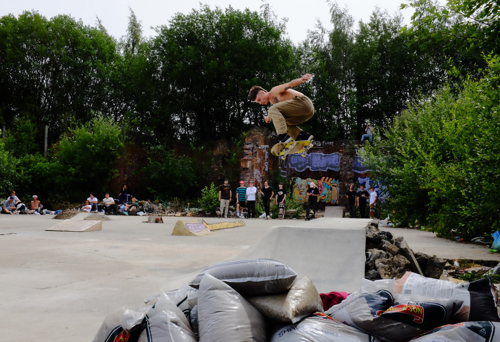 Sam Blinky Hutchinson Hip Backside Ollie 2 Welcome Skate Store RWTB Leeds DIY Go Skateboarding Day Jam 2018 photo Farran Golding